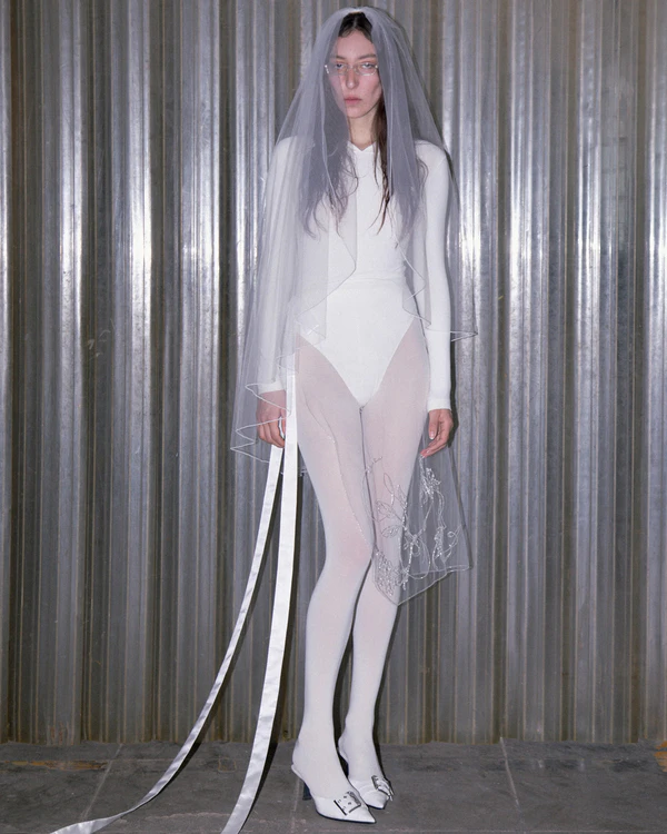 13 Under-the-Radar Designers for the Coolest Bridal Veils Right Now — photo 2