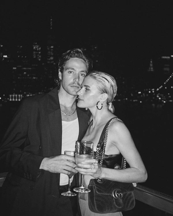 Wedding Toast Tips for Guests