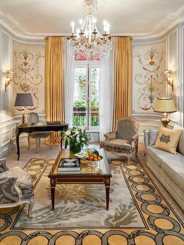 Hotel Plaza Athenee, wedding venues in France, Europe — photo 3