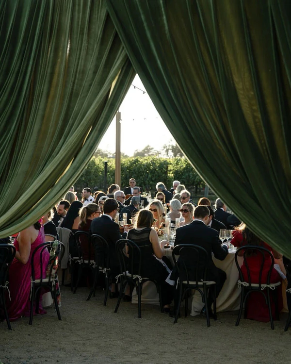 <a href="https://www.instagram.com/p/DZYIyeWgcV4/?img_index=1" target="_blank" rel="noopener noreferrer">Roque Events</a>, Photography: <a href="https://www.instagram.com/loganalexander.co/" target="_blank" rel="noopener noreferrer">Logan Alexander Co.</a>