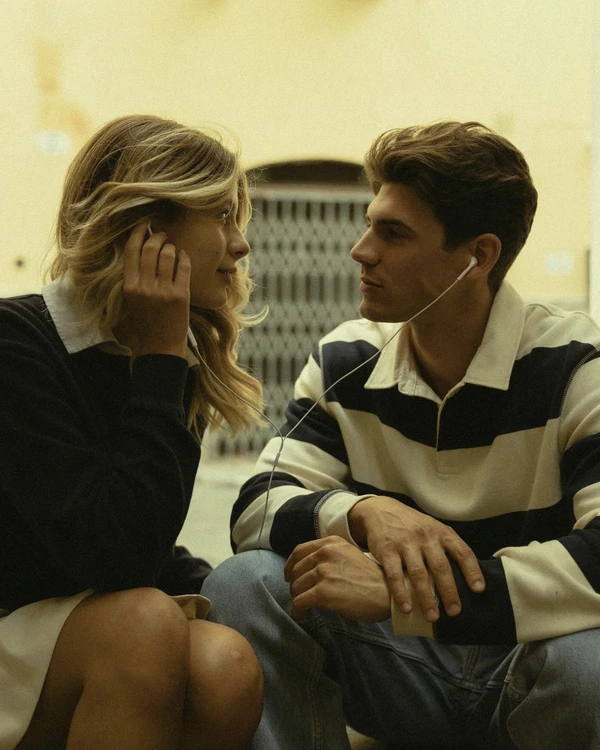 6 Relationship Podcasts to Improve Your Love Life — photo 1