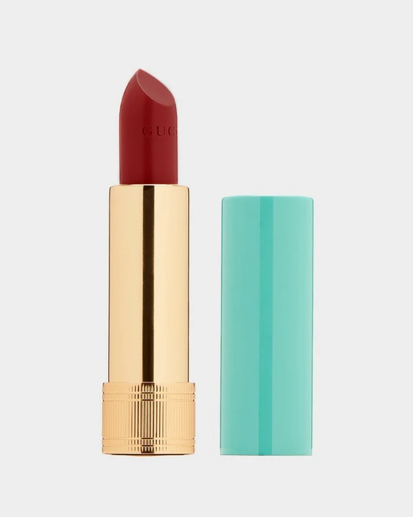 5 Sheer Lipsticks for a Wedding Ceremony