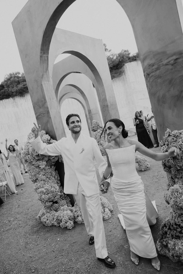 Pastel Florals, Golden Arches & a Dance-Filled Night at This Menorca Quarry Wedding