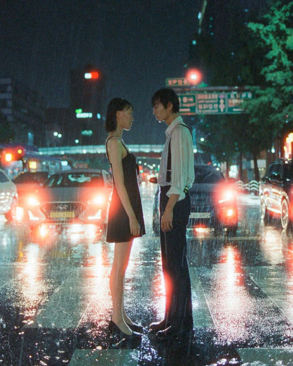 Rainy Day Date Ideas: Romantic, Cozy, and Creative Things to Do Indoors — photo 1