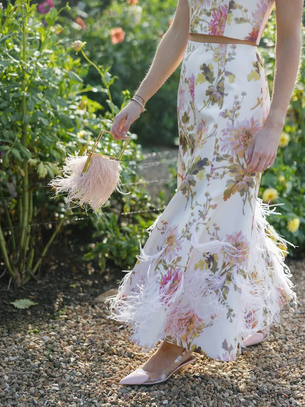 Photography: <a href="https://www.instagram.com/p/DND82SQRg-A/?img_index=6">Julia Wade</a>