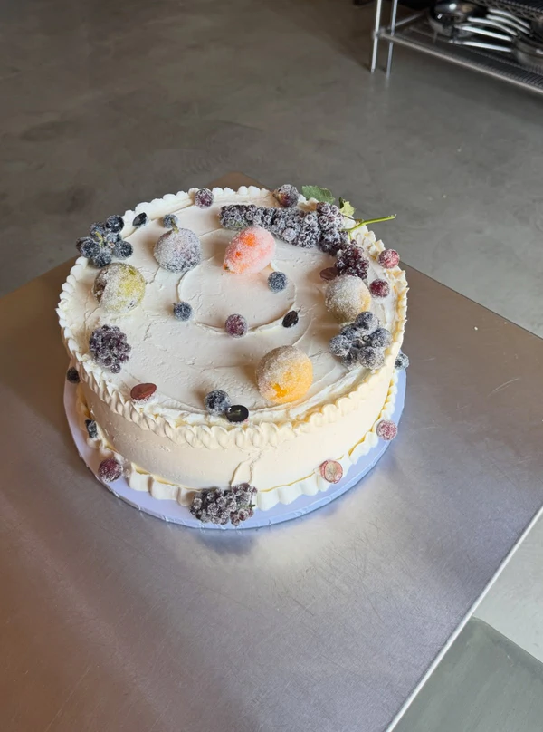 <a href="https://www.instagram.com/p/DctpsnEGv7u/?img_index=1">Ena Bakery</a>