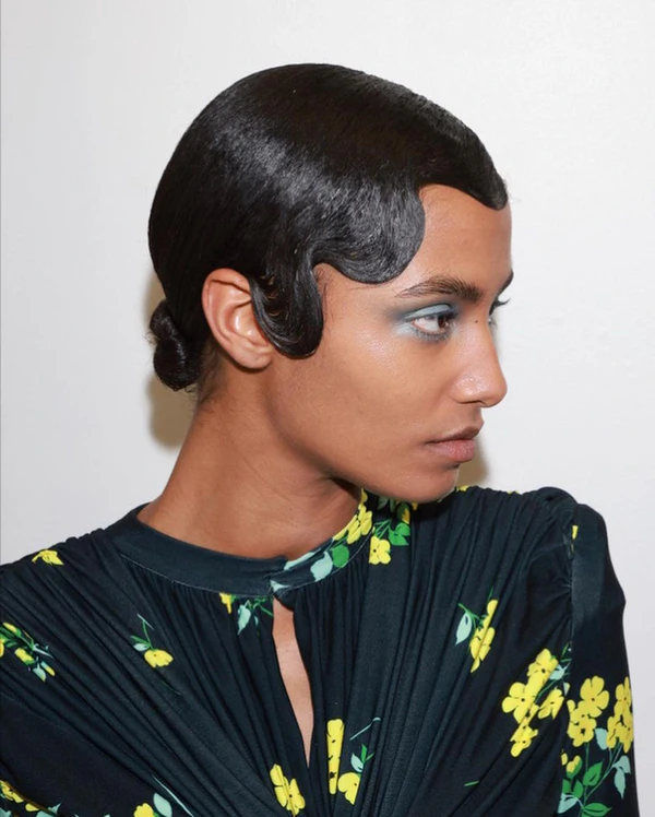 Trendy Wedding Hairstyles for Short Hair