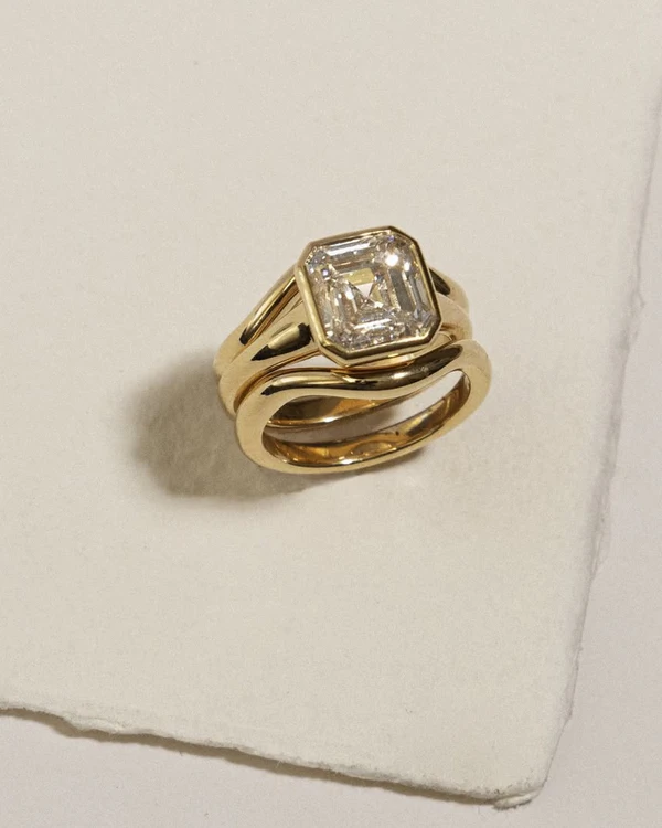 <a href="https://www.instagram.com/louisejeanjewellery/p/DQ8MdBdAYth/?img_index=3" target="_blank">Louise Jean</a>