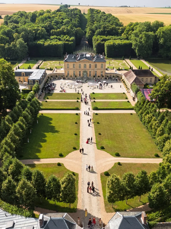 <a href="https://www.instagram.com/chateau_de_villette/?hl=en">Château de Villette</a>, Photography: <a href="https://www.instagram.com/bottega53/?hl=en">Bottega53</a>