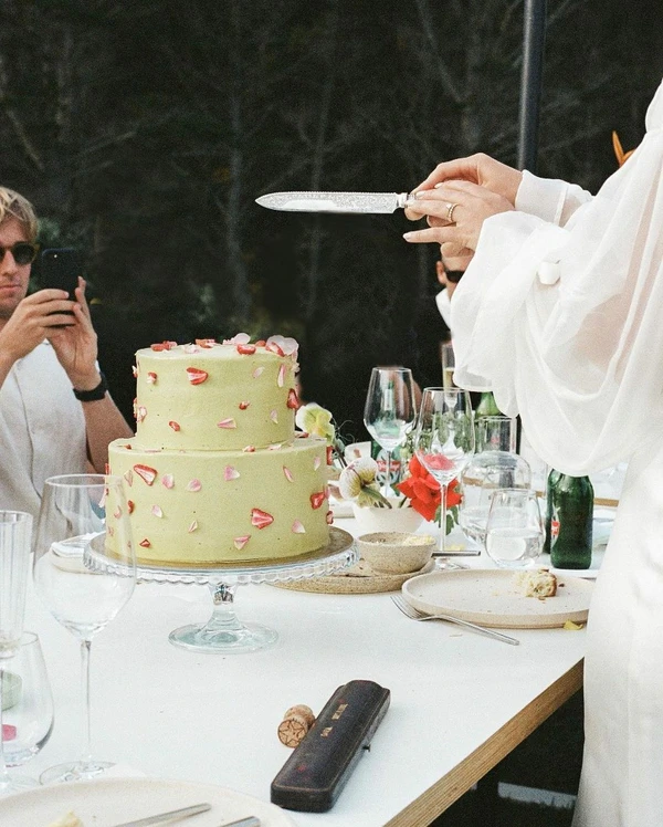 5 Ways to Politely Uninvite From Your Wedding