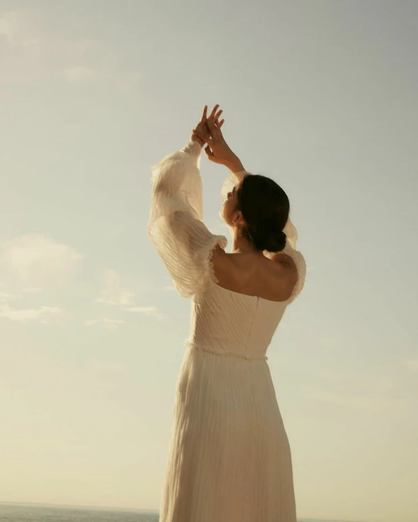 A Picture-Perfect Smile: Dental Care Routine to Follow Before the Wedding — photo 2