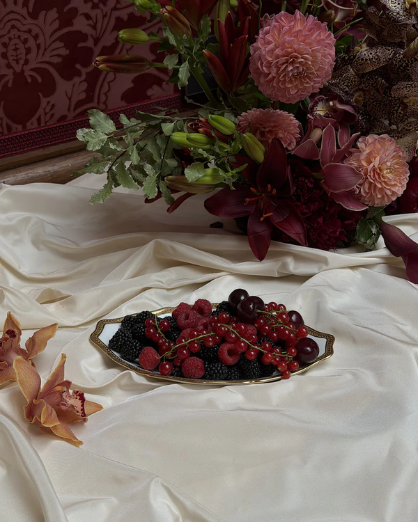 Content: <a href="https://www.instagram.com/luxwedd">Luxwedd</a>