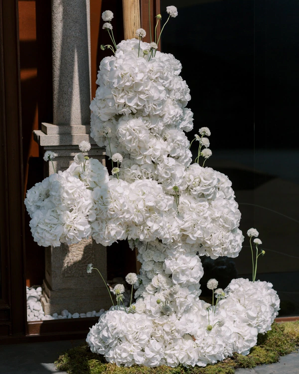 Twice the Talent: Meet Wedding Photographers & Florists Brancoprata — photo 2