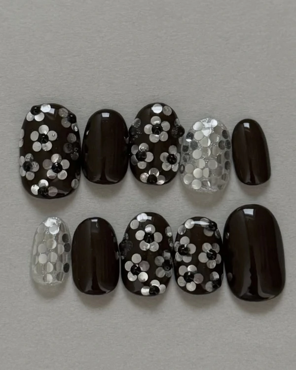 10 Major Nail Trends for 2026