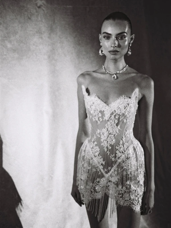 22 Chic Bridal Minis for a Second Look from the 2026 Collections