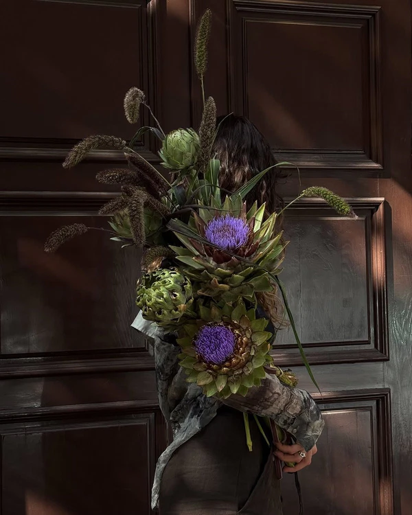 <a href="https://www.instagram.com/p/DLzWIPKNK5h/?img_index=2">Mutabor Flower Service</a>