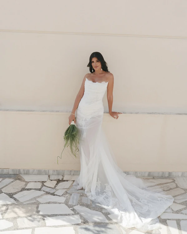 A Four-Day Fuchsia-Filled Seaside Wedding in Crete