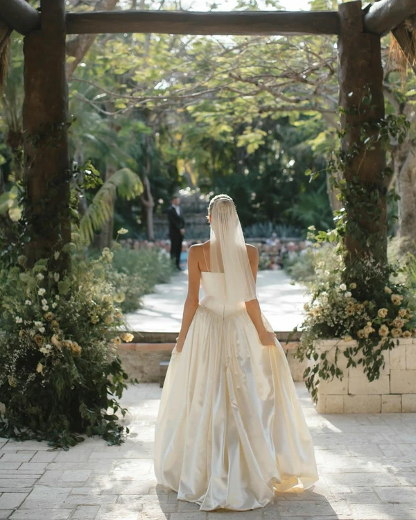 Wedding Ceremony vs. Wedding Reception: 6 Key Differences