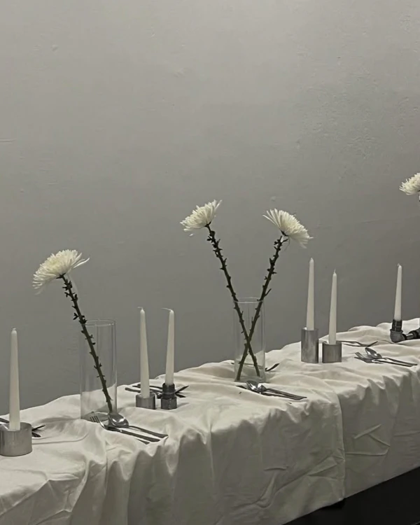 35 Ways to Style Freestanding Floral Stems