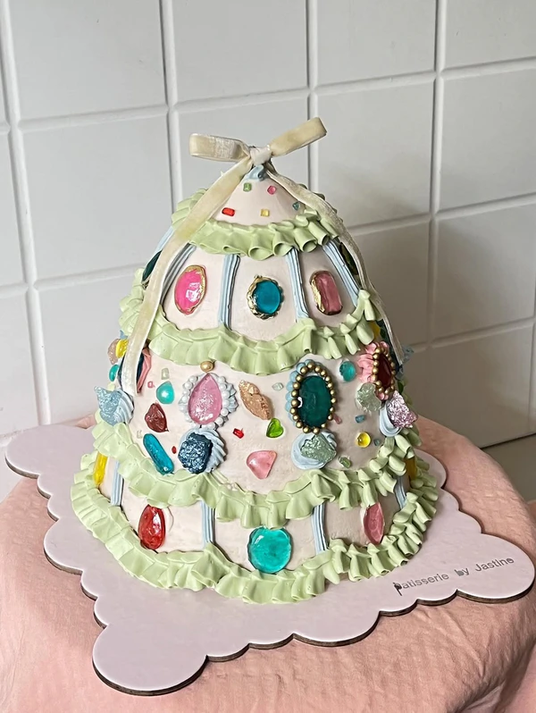 <a href="https://www.instagram.com/patisseriebyjastine/p/DPv8tcygccn/">Patisserie by Jastine</a>