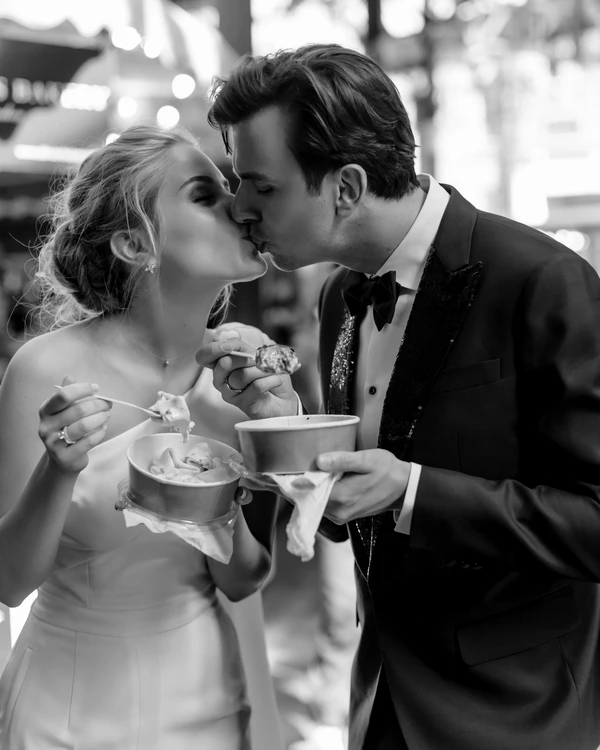 Weddings in the UK and Belarus: about formats and couples