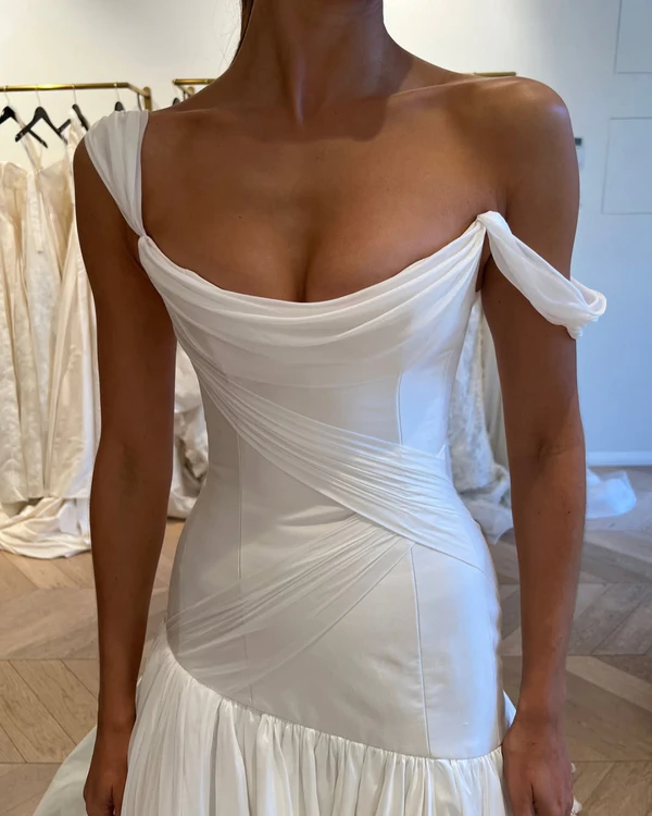 Inside Model Dominique Elissa’s Bridal Wardrobe: Style, Stories & Sentiment