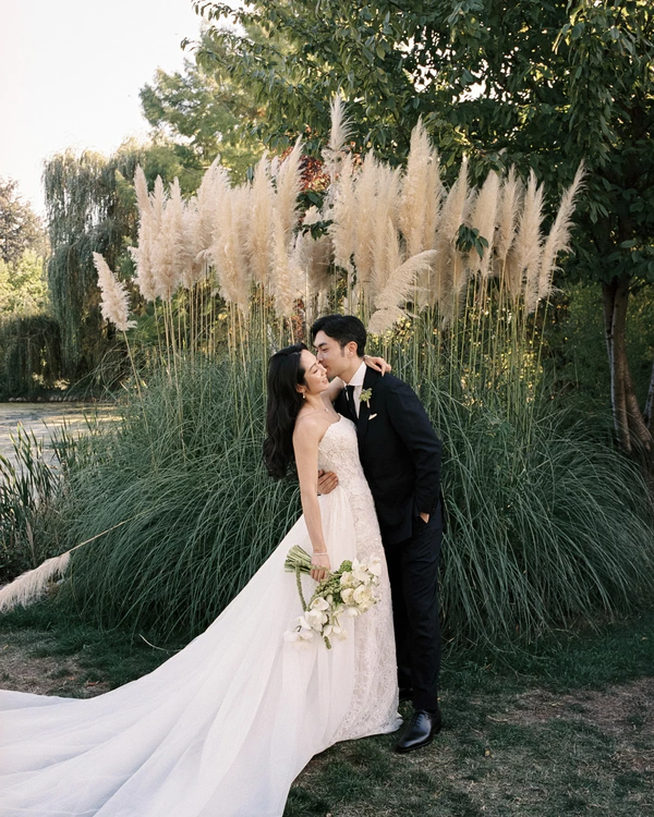 A Unique Fusion of Italian, Spanish & Chinese Cultures in this Chic Madrid Garden Wedding