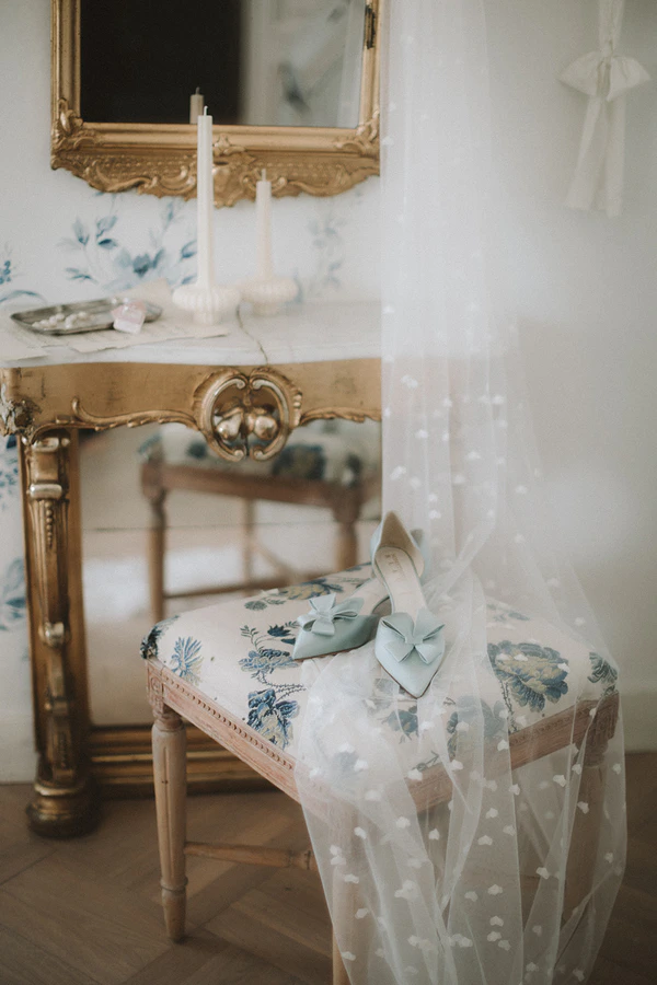 Minna Katie Captures the Essence of Spring Love — photo 12