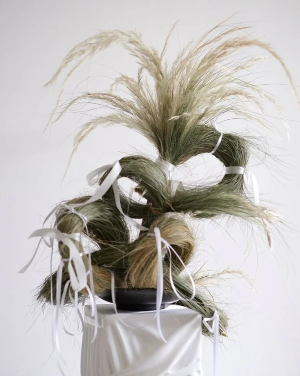 Trend: Twisted Floral Centerpieces