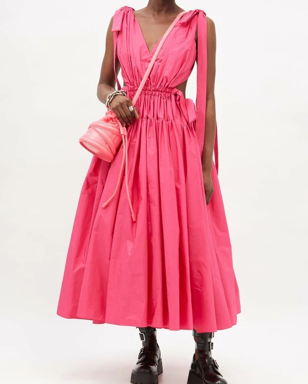 Here Are Summer Maternity Dresses For Wedding Guests
