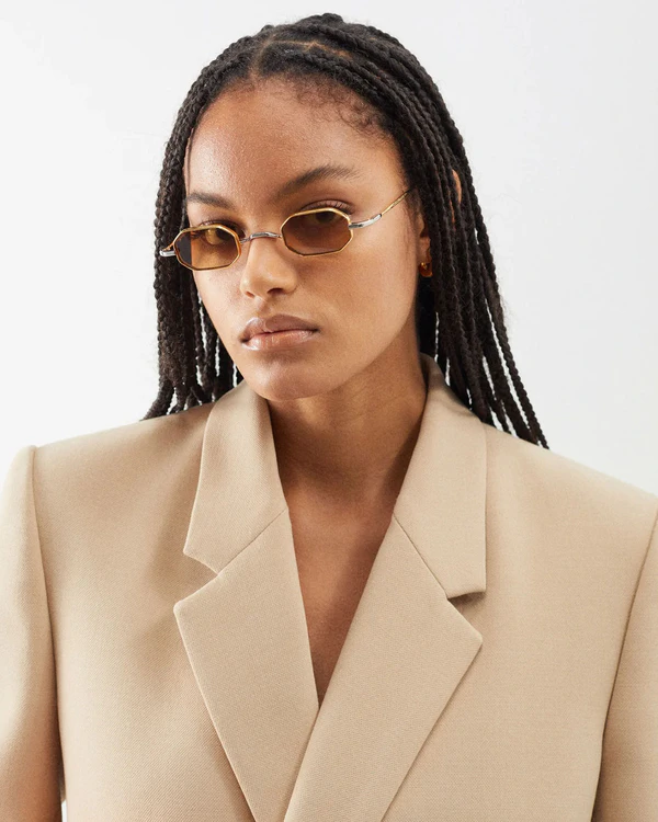 Trendy Sunglasses for Your Outdoor Wedding
