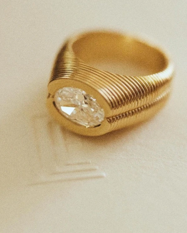 A Guide to the Chicest Engagement Ring Styles & Cuts