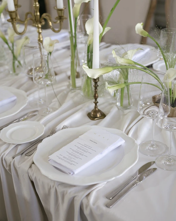 An Elegant Vintage-Style Wedding in a Historic Mansion