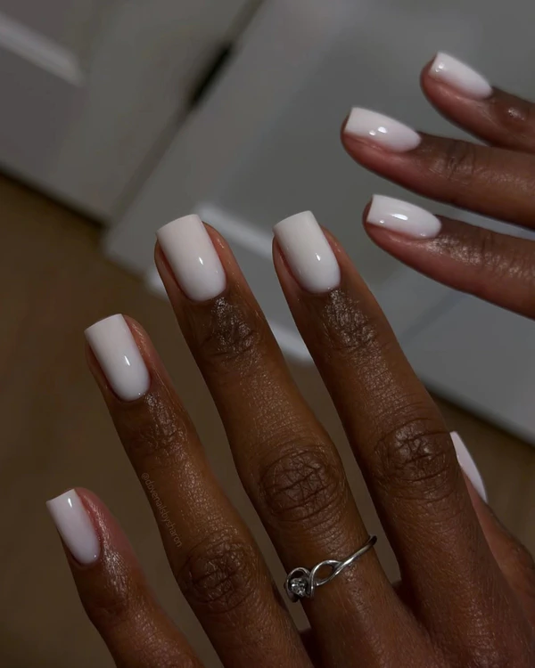<a href="https://www.instagram.com/p/DXFN3fvFr54/?img_index=1">Dove Nails By Sharon</a>