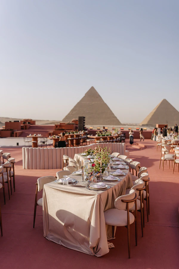 Desert Romance Meets Modern Minimalism at This Spectacular Pyramids of Giza Wedding