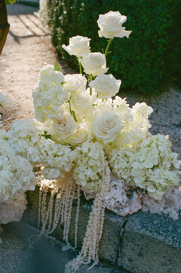 A Dreamlike Siren-Inspired Wedding With Oceanic Details in California