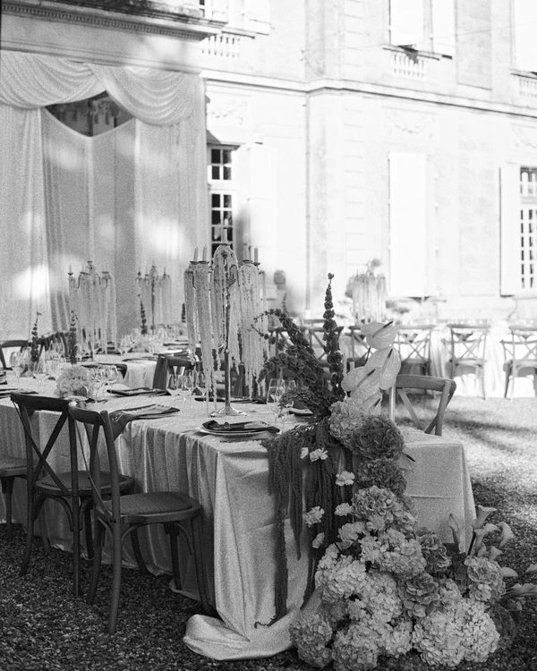 An Old-World Elegant Wedding at an 18th-Century French Château