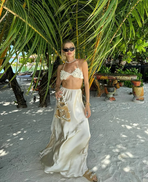 5 Swimwear Trends to Try on Your Honeymoon — photo 1
