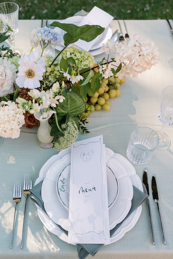 An Autumn Wedding Editorial: Reveling in Tranquility, Soft Light, and Stellar Dining