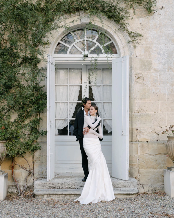A Contemporary French Wedding Editorial: Unconventional Elegance at Château Marcellus — photo 1