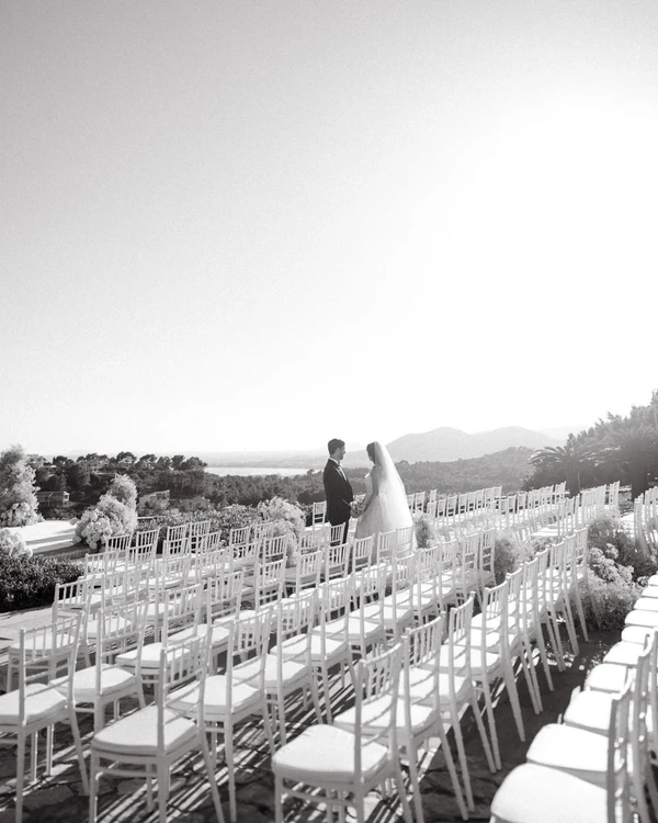 25 Key Factors to Consider Before Booking Your Wedding Venue