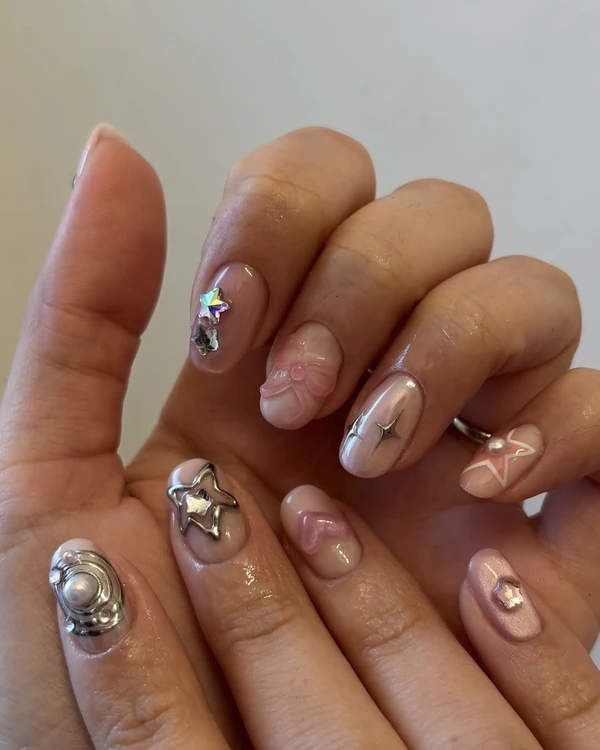 30 Chic Valentine's Day Nail Ideas