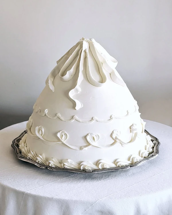 The Trendiest Wedding Cake Ideas to Match Every Wedding Style