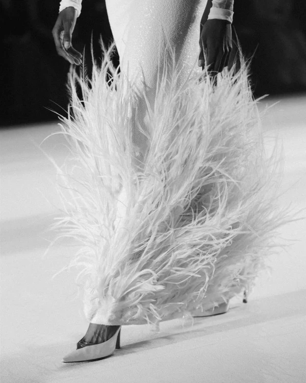 <a href="https://www.instagram.com/stephanerolland_paris/" rel="noopener" target="_blank">Stéphane Rolland</a>, Photography: <a href="https://www.instagram.com/tiposnet/" rel="noopener" target="_blank">Tipos</a>