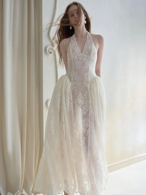 <a href="https://www.instagram.com/huong.boutique/p/DYRQzmmgJVO/">Huong</a>