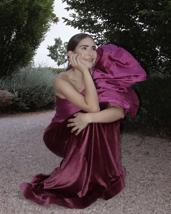 40 Chic Wedding Guest Dresses Perfect for a Destination Wedding in Europe