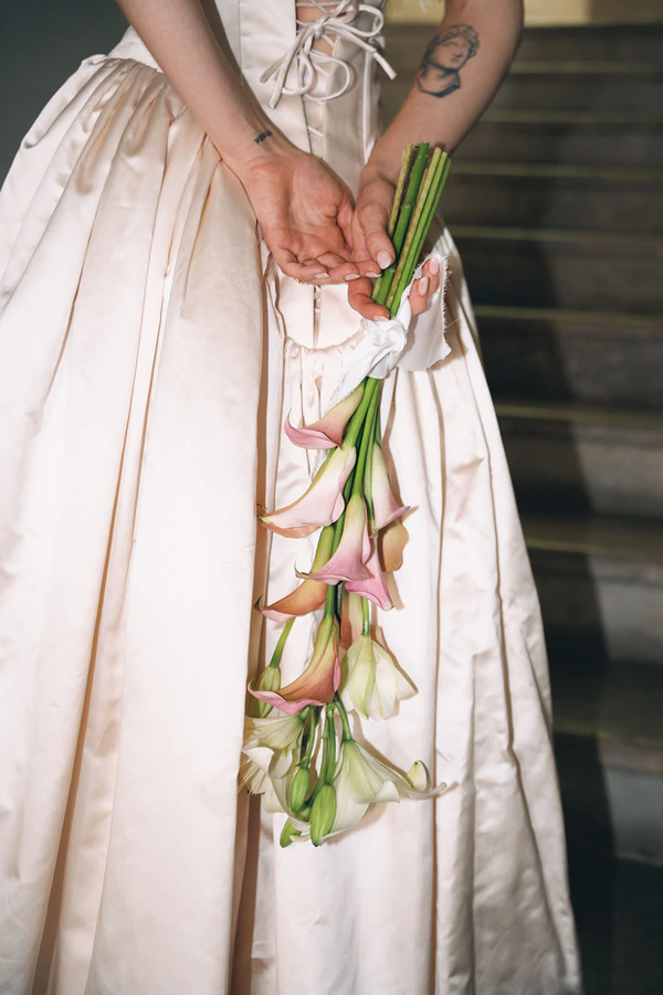 A Fever Dream Lisbon Wedding Where Art & History Collide at Palácio do Grilo