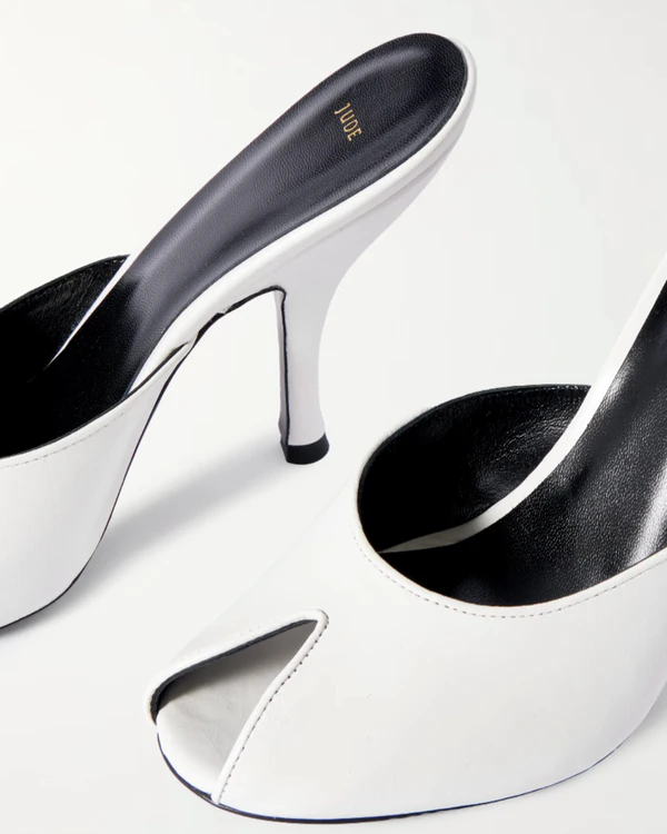 20 of the Season’s Chicest It-Girl Bridal Accessories