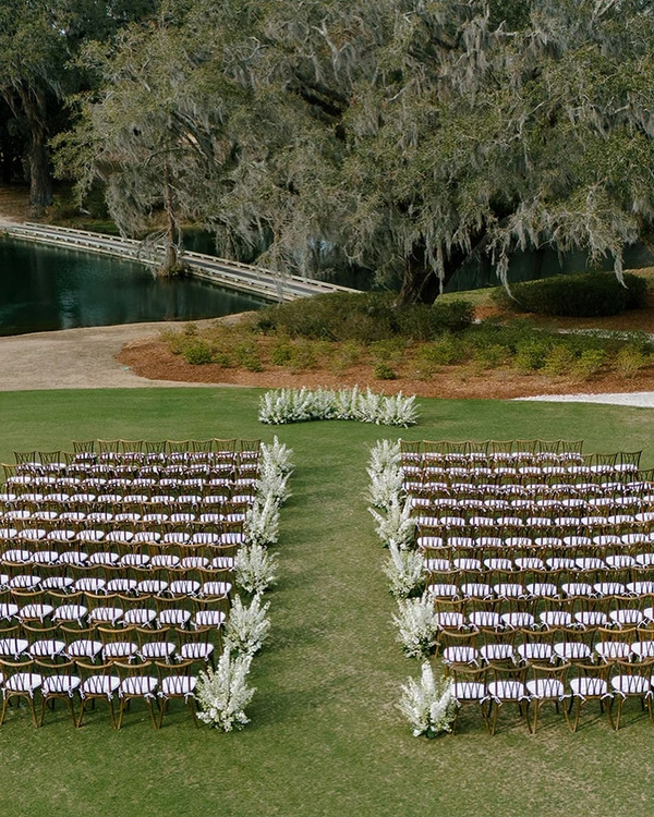 "I value how couples experience their wedding day above all else" – Julia Wade