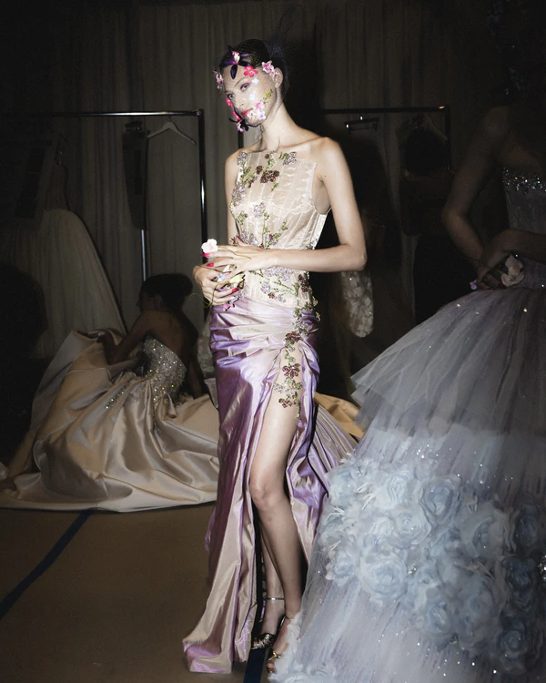 Photography: <a href="https://www.instagram.com/ceremonybyalexmari/">Alex Mari</a>